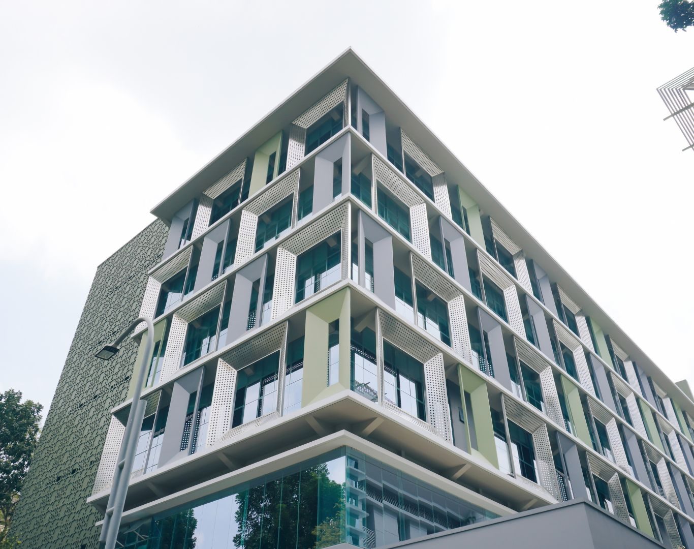 Professional Commercial Painting in Worthington, OH for offices, retail spaces, and commercial buildings with durable finishes