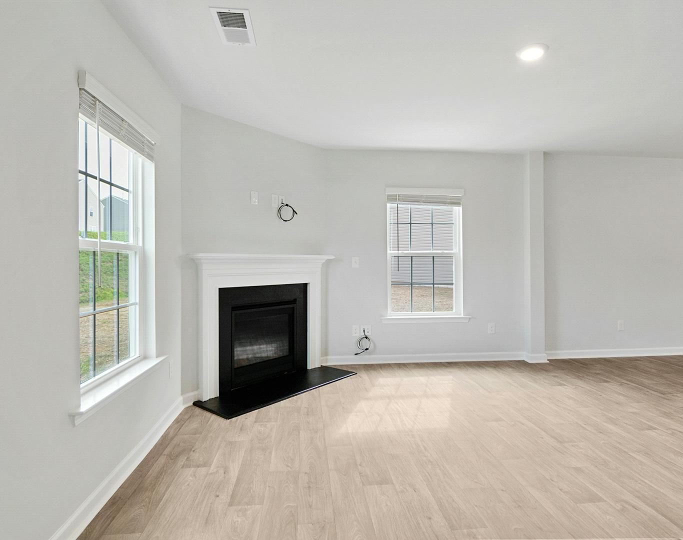 Professional Residential Painting in Gahanna, OH for interior walls, ceilings, and detailed trim updates
